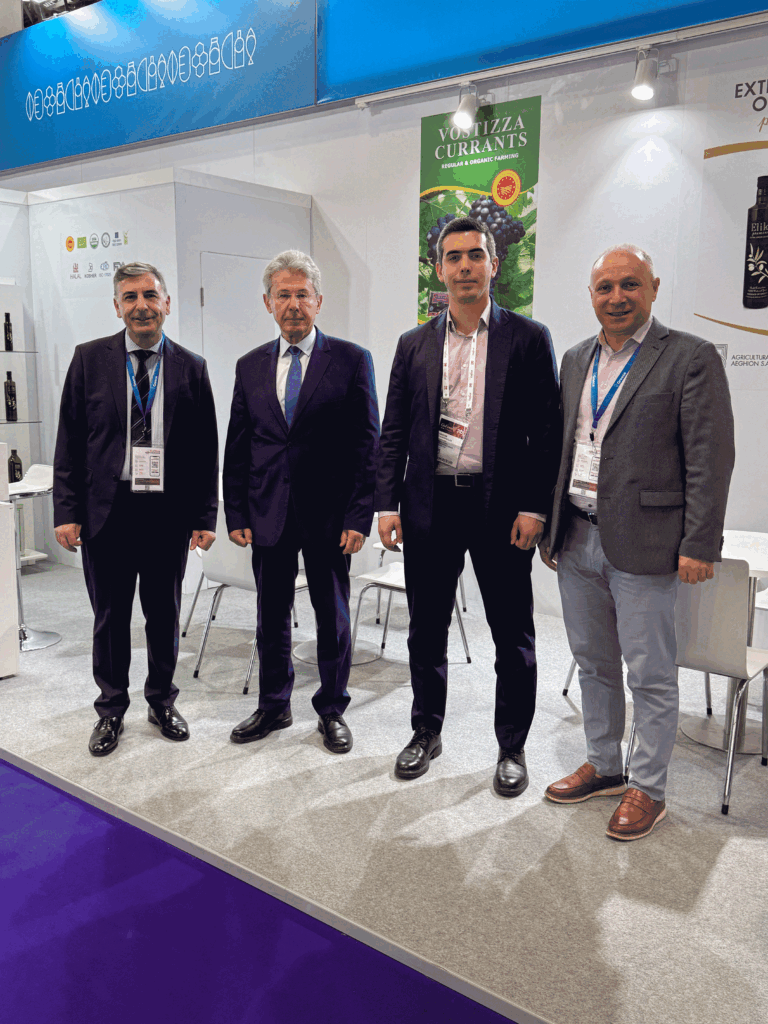 Group photo at Gulfood Dubai 2025 with Greek cooperative representatives, during the pre-MediTaste professional activities of P. Katsikaris.