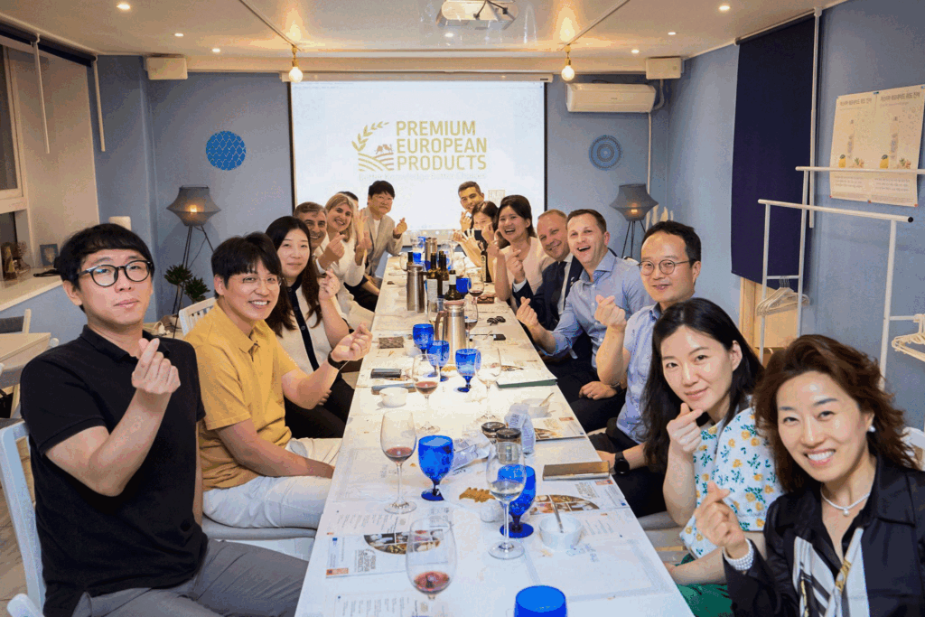 Group dinner with Korean partners during Seoul Food 2025, part of the Premium European Products promotional mission.